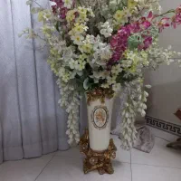 گل و گلدان و یک عدد کلمن