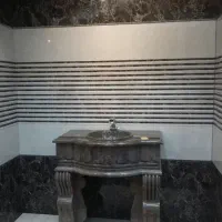 به یک نفر کارگر جهت کاشیکاری و سنگکاری نیازمندیم