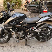 Ns 200  سه شمع