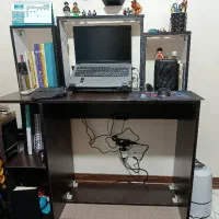 میز تحریر باکس دار