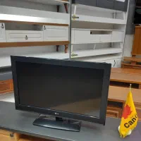 پایه نصب کننده تلویزیون به دیوار