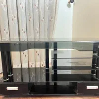 میز تلویزیون شیشه ای