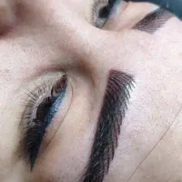 تتو رنگ مو میکاپ در منزل مشتری
