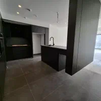 آپارتمان ۳۰۰متری،صفر،۴خواب جنوبی،تهاتر