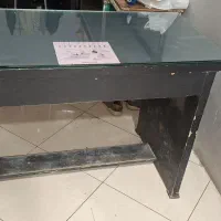 میز چوبی چهارنفره