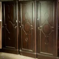 کمد لباسی چوبی