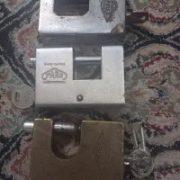 قفل کتابی