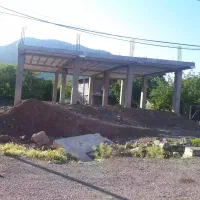 سه دهنه مغازه تجاری دهبکری بتن آرمه