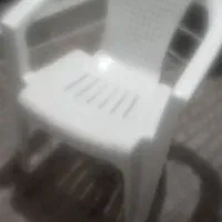 چندعددصندلی پلاستیکی نو برندناصر