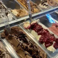 جذب نیرو در بستنی فروشی
