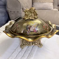 شکلات خوری