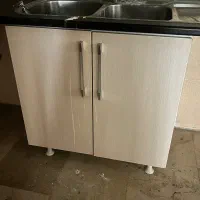 ۱۲ عدد درب کابینت کاملا سالم