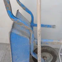 فرغون و یک عدد بیل