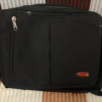 کیف لپ تاپ قابلیت حمل به صورت کوله پشتی و بند دوشی