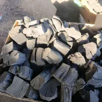 زغال انگورصنعتی وسنتی برش خورده موجوداست