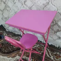 میز تحریر کار کرده