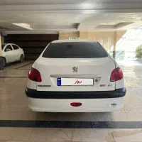 ۲۰۶sdمدل ۹۰ بیرنگ تمیز