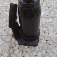 جک روغنی ۱۲ تنی