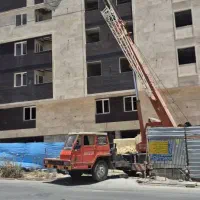جرثقیل دکل بلند۷تن تا۵۰تن  برای کار