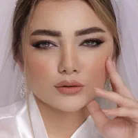 میکاپ و شینیون در سالن vip