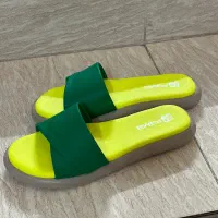 دمپایی رو فرشی