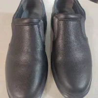 کفش چرم سایز 43