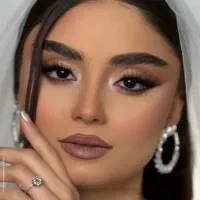 خدمات میکاپ و شنیون