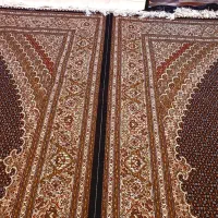 فرش دستباف سرمه‌ای ۱۵ متن