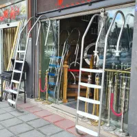 نردبان استخری ۳ پله یک میل|مصالح و تجهیزات ساختمان|مشهد, گوهرشاد|دیوار