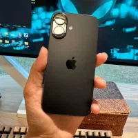 ایفون ۱۶ نرمال