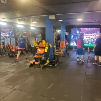 نظافتچی آقا باشگاه