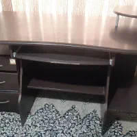 میز تحریر با کشو شرکتی تمیز