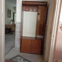جا کفشی کمد دار و جا کفشی هر دو سالم