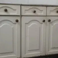 کابینت سه در