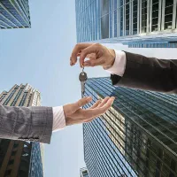 استخدام مشاور املاک