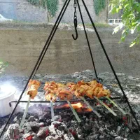 منقل سرخپوستی میلگردی ۴ پایه