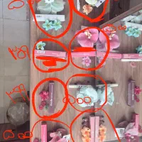 پک های فروشی لوازم آرایشی تخفیف خورده