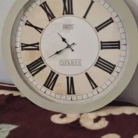 ساعت دیواری
