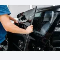 نصب شیشه دودی خودرو «سیار یا در پارکینگ اختصاصی»