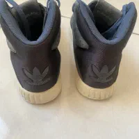 کتونی ساق دار آدیداسadidas خاص بدون مشابه اورجینال