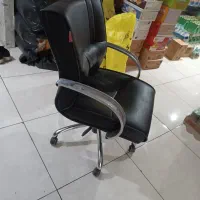 صندلی مدیریتی چرخ دار