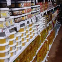 صندوقدار خانم جهت فروشگاه مواد غذایی