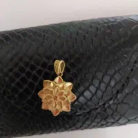 آویز طلا
