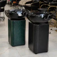 سرشور ایستاده