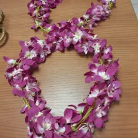 شاخه گل مصنوعی کاملا نو و سالم تقریبا ۲متر