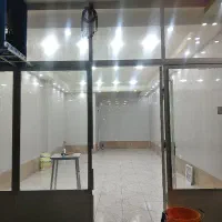 مغازه نوساز در شِلوغ ترین خیابان نزدیک به بازار