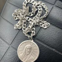 زنجیر و شمایل نقره ۹۲۵