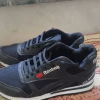 فروش یک جفت کفش نو