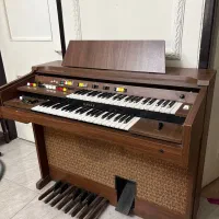 پیانو برقی نوستالژیک