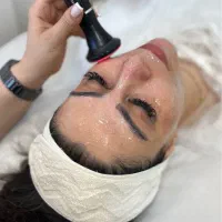 سلامت پوست و موی شما با ما
